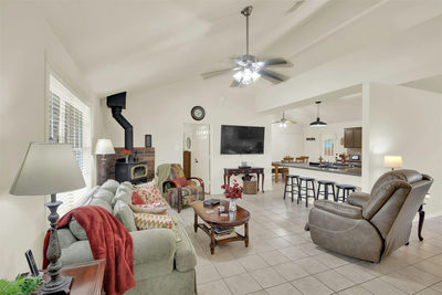 107 Taylor Dr — photo 5