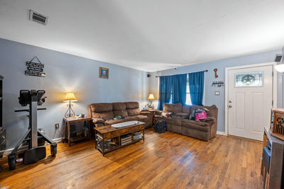 9106 Capitol Dr — photo 5