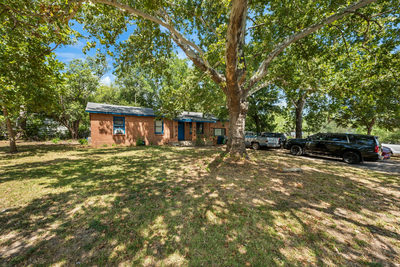 9106 Capitol Dr — photo 2