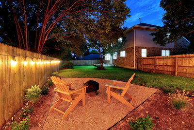 10810 Pinkney Ln — photo 2