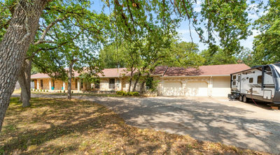 312 Southcross Rd — photo 4