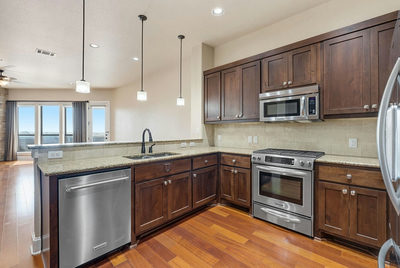 6533 E Hill Dr #5 — photo 4