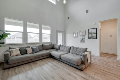 14005 McArthur Dr — photo 4