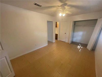1648 Post Rd #4 — photo 5