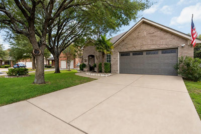 2211 Heritage Well Ln — photo 2