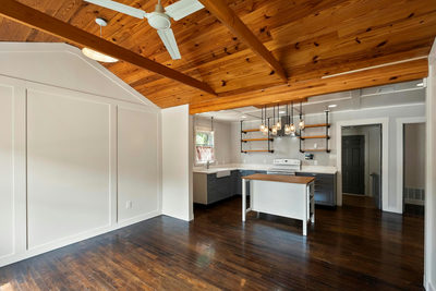 1614 N Lynn St — photo 4