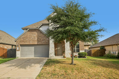 1912 Bobbywoods Ln — photo 2
