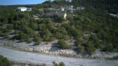 8523 Bronco Ln — photo 2