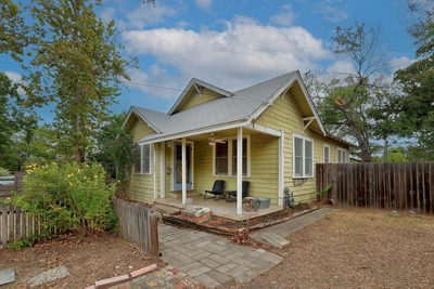 708 W 35th St — photo 3