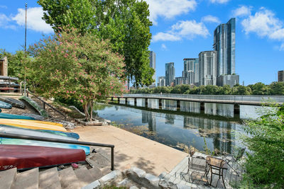 500 E Riverside Dr #114 — photo 2