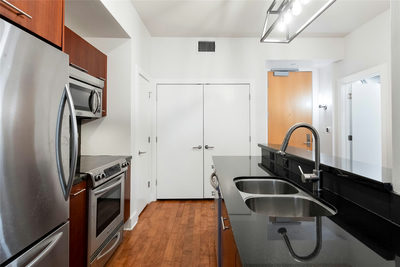 603 Davis St #708 — photo 3