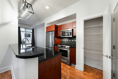 603 Davis St #708 — photo 2