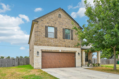 4002 Kings Canyon Dr — photo 2