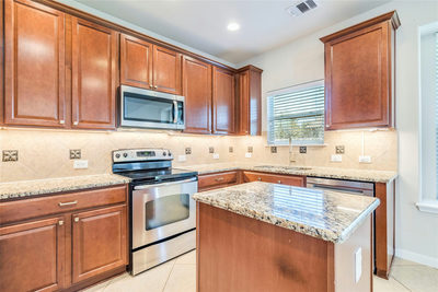 17708 Linkhill Dr — photo 5