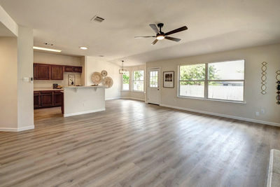 1114 Rolling Ridge Dr — photo 5