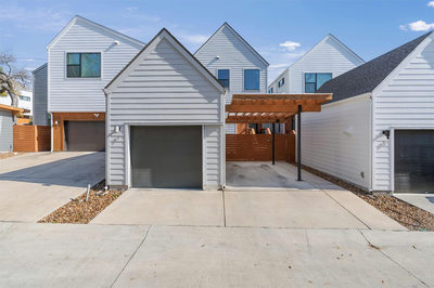 4020 Airport Blvd #7 — photo 2