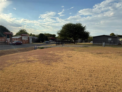109 Cross Meadow Cv — photo 2