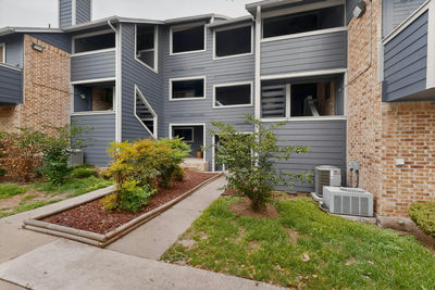 2500 Burleson Rd #506 — photo 2