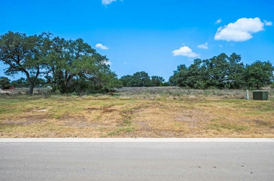 252 Berrywood Ln — photo 2