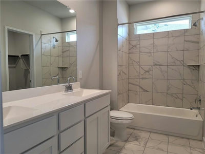 605 W South St #36 — photo 5