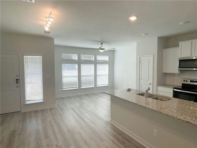 605 W South St #36 — photo 2