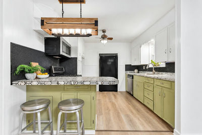 18221 Ledge St — photo 2