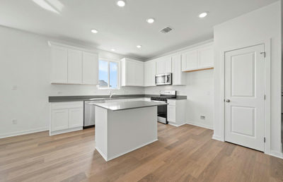 157 Lindheimer Ln — photo 3