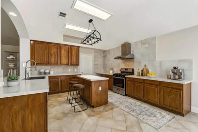 2111 Wheaton Trl — photo 5