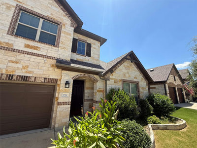 1512 Long Shadow Ln — photo 2