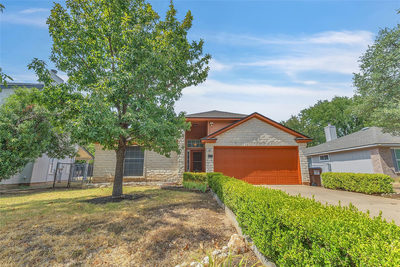 1902 Hollow Tree Blvd — photo 2