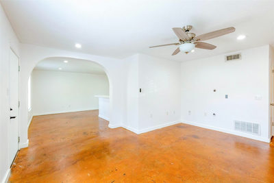 2302 E Side Dr #11 — photo 2
