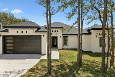 115 Diamond Head Dr — photo 2