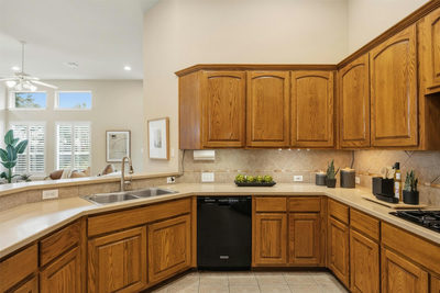 2808 Cashell Wood Dr — photo 5