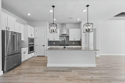 125 William Hersee Dr — photo 3