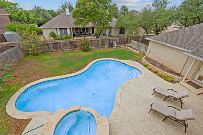5204 Deerwood Ct — photo 2