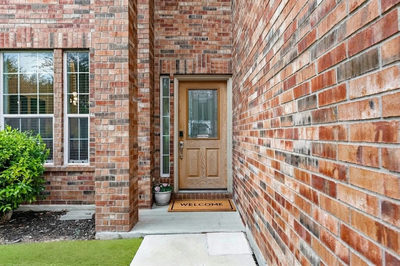 145 Paddington Dr — photo 3
