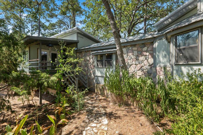 138 Forest Ln — photo 2