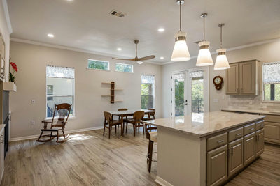 125 Crystal Springs Dr — photo 3