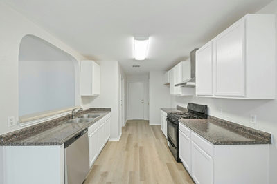 399 Paddington Dr — photo 5