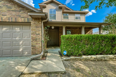 399 Paddington Dr — photo 2