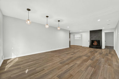 6913 La Salle Dr — photo 4