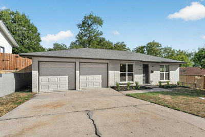 6913 La Salle Dr — photo 3