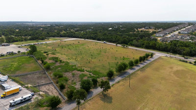 8750 RM 2243 — photo 2