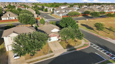 100 Quarry Ln — photo 3