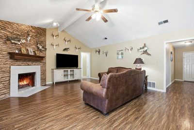 8750 RM 2243 R — photo 4