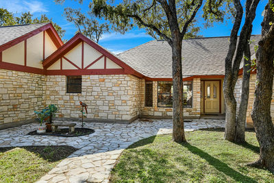 3100 Live Oak St — photo 3