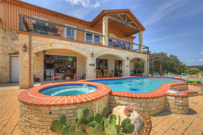 2611 WESTVIEW DR — photo 2