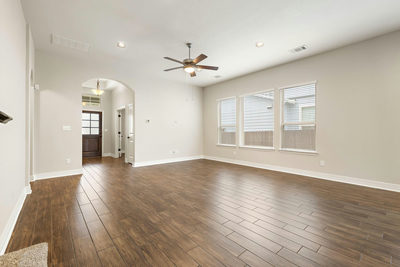 2137 Ringstaff Rd — photo 4
