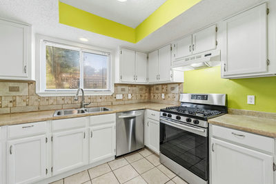 8308 Hanbridge Ln — photo 5