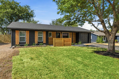 6705 Esther Dr — photo 2
